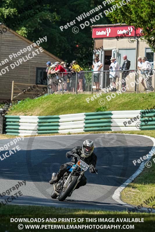 cadwell park;cadwell park photographs;cadwell trackday photographs;enduro digital images;event digital images;eventdigitalimages;peter wileman photography;racing digital images;trackday digital images;trackday photos